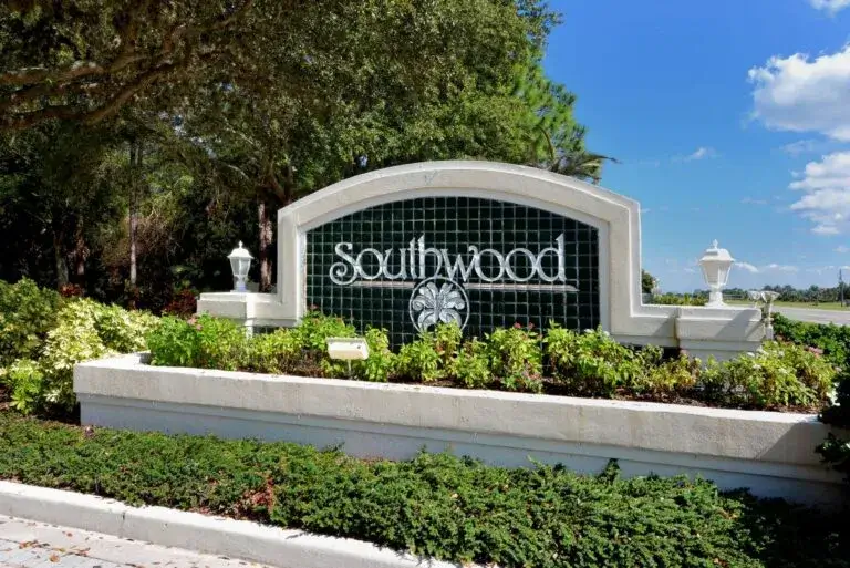 Southwood in Venice Homes for Sale 1 scaled 1 768x513 1